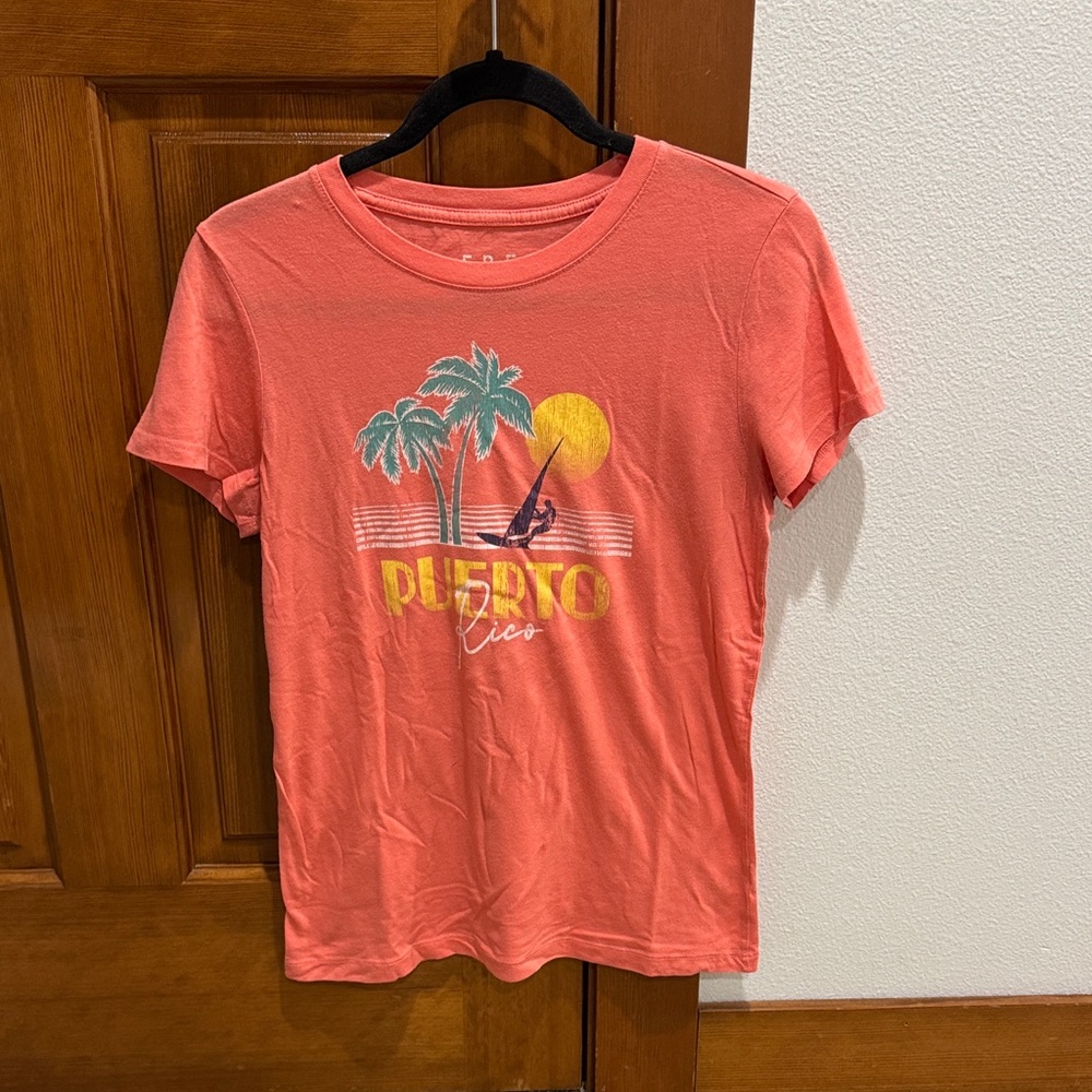 Free State Coral Graphic Tee